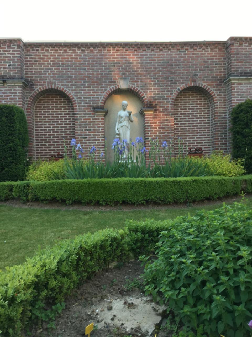 Entre Cour Et Jardin Panzió Arras Kültér fotó